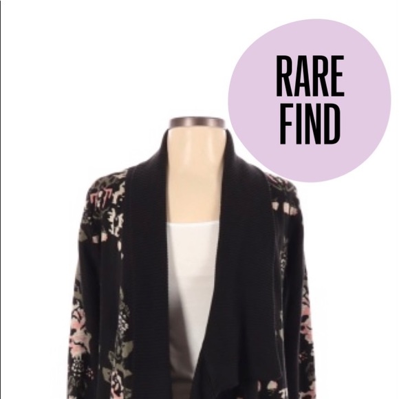 Rare find! Anthropologie Staring at Stars Cardigan - Picture 3 of 8